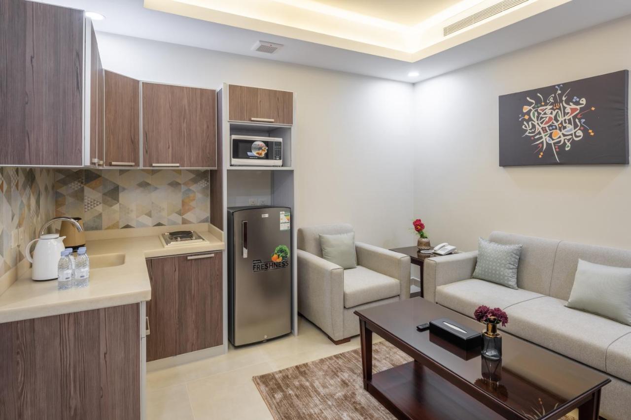Semat Aparthotel Джедда Экстерьер фото